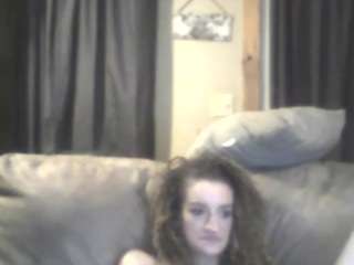 RileyGB nude and sexy before cam for live chat