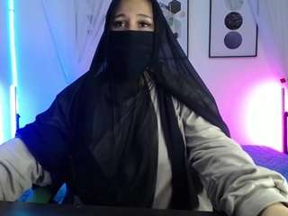 SalmaZaman nude and sexy before cam for live chat