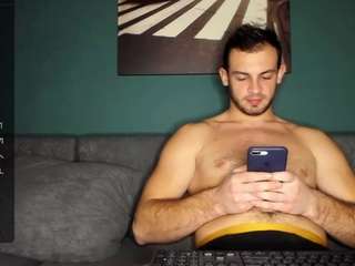 Steel-Max nude and sexy before cam for live chat