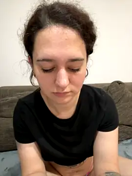 Tamy-Love nude stripping on cam for live sex video chat