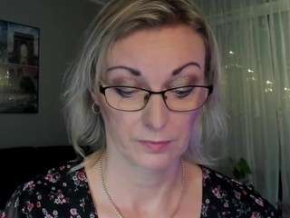 VanessaSoft nude and sexy before cam for live chat