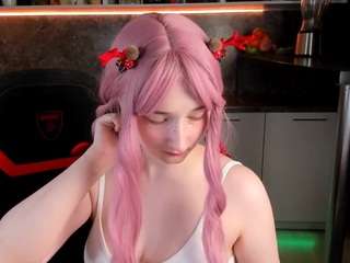 Yumi nude and sexy before cam for live chat