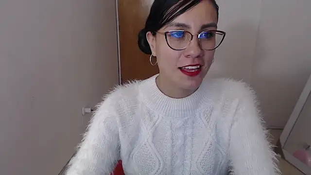 Agata-Moon nude stripping on cam for live sex video chat