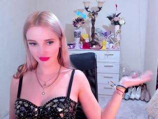Alienanna1 nude and sexy before cam for live chat