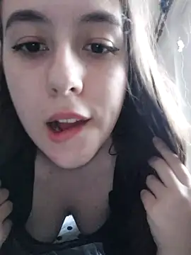 AlisiaKotik nude stripping on cam for live sex video chat