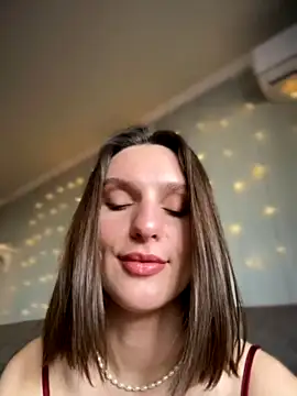 ArtistAnn nude stripping on cam for live sex video chat