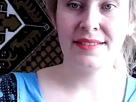 Diana_Britt nude stripping on cam for live sex video chat