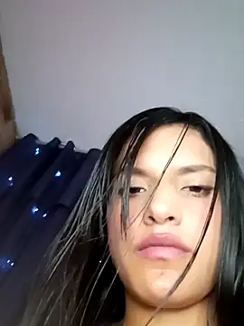 Dulce-Angie nude stripping on cam for live sex video chat