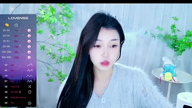 Emily521 nude stripping on cam for live sex video chat
