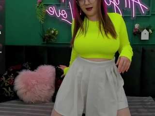 Emmaadorablle nude and sexy before cam for live chat
