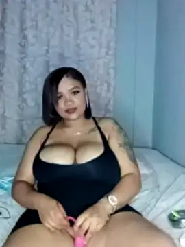 Erotic_Fantasy10 nude stripping on cam for live sex video chat