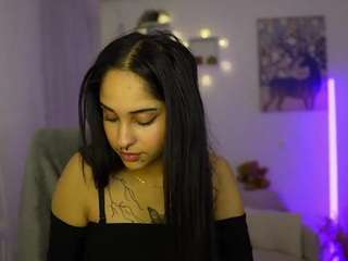 EveSweet18 nude and sexy before cam for live chat