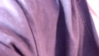 Foxy_Trixy nude stripping on cam for live sex video chat
