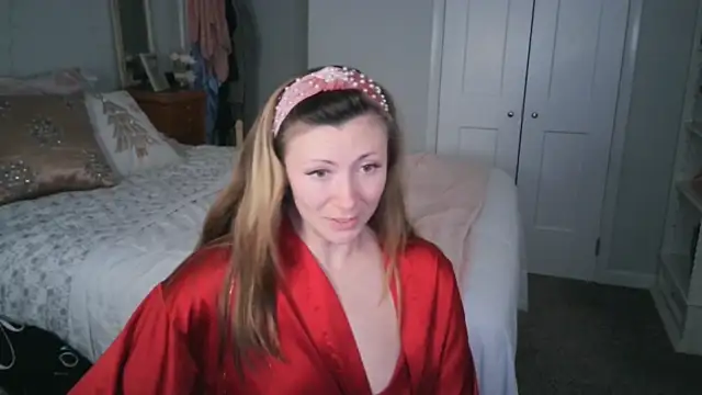georgiarae nude stripping on cam for live sex video chat