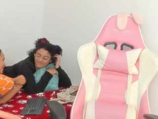 Hari-evans nude and sexy before cam for live chat