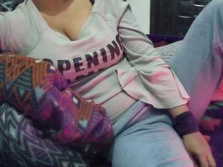 INDIANDOCTORSAHIBA nude and sexy before cam for live chat