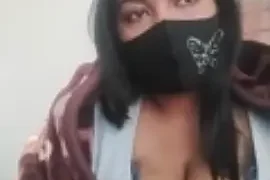 Jahan-Nigar nude stripping on cam for live sex video chat