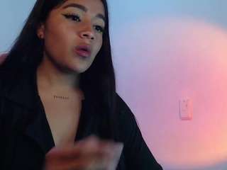 Kendallrox nude and sexy before cam for live chat