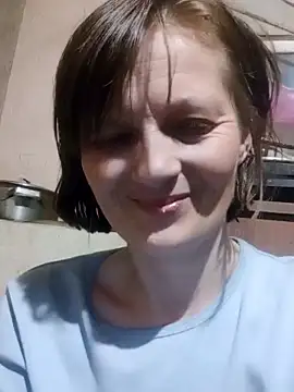 Kotulia nude stripping on cam for live sex video chat