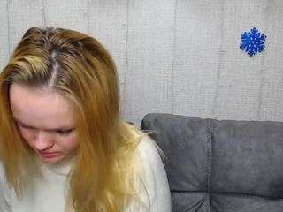 KseniaHopes nude and sexy before cam for live chat