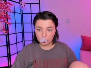 Lady-Moggy nude and sexy before cam for live chat