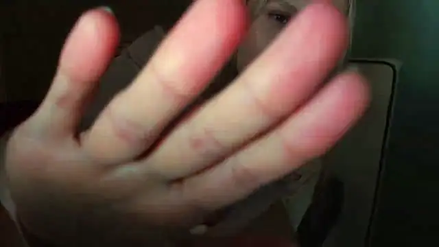 laurenfromthesky nude stripping on cam for live sex video chat