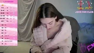 Lilly-Smithxo nude stripping on cam for live sex video chat