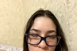 lovelly_babe nude stripping on cam for live sex video chat