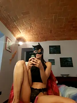 Luisa968 nude stripping on cam for live sex video chat
