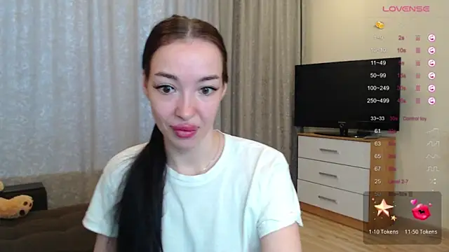 M1ssMary nude stripping on cam for live sex video chat