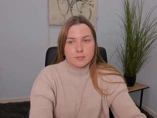 Margo-steele nude and sexy before cam for live chat