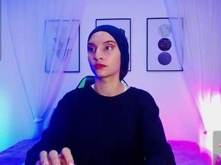 MariamKarim nude and sexy before cam for live chat