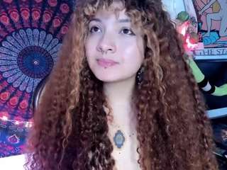 Merida-Red nude and sexy before cam for live chat