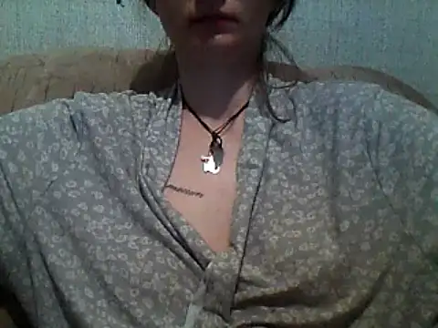 Mila–Rose nude stripping on cam for live sex video chat