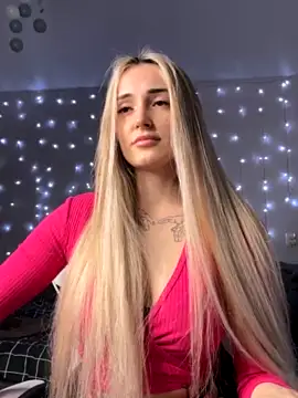 minalawarden nude stripping on cam for live sex video chat