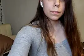 natalia_shyfreak nude stripping on cam for live sex video chat