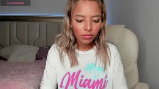 Natasha_Tuur9 nude stripping on cam for live sex video chat