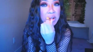 PreeminentJess nude stripping on cam for live sex video chat