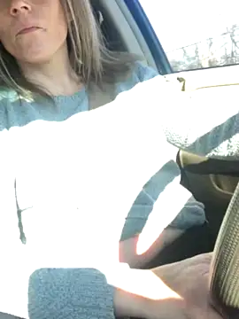 QJWhitty nude stripping on cam for live sex video chat