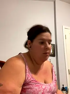 reneetheoneandonly87 nude stripping on cam for live sex video chat