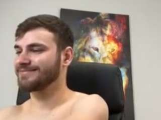 RonnyRian nude and sexy before cam for live chat