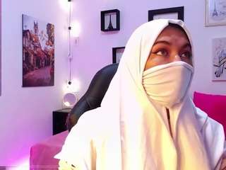 SaharaaTaleb nude and sexy before cam for live chat
