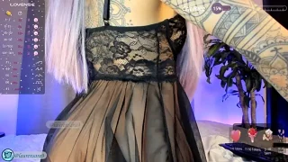 sara-lauren nude stripping on cam for live sex video chat