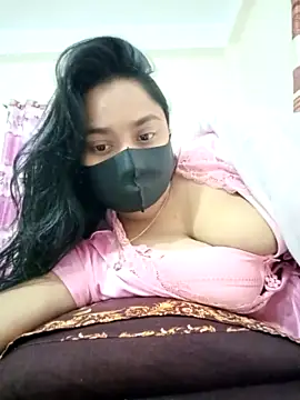 Sharna- nude stripping on cam for live sex video chat