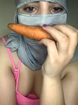 Souso_Arabic6 nude stripping on cam for live sex video chat
