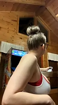 southernwet nude stripping on cam for live sex video chat