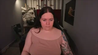SummerTina nude stripping on cam for live sex video chat