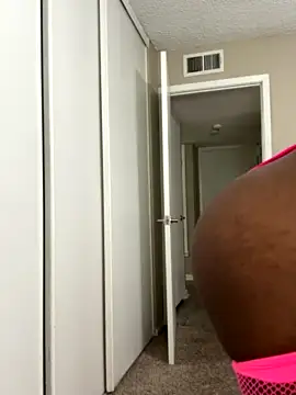 sweetsexiecool7 nude stripping on cam for live sex video chat