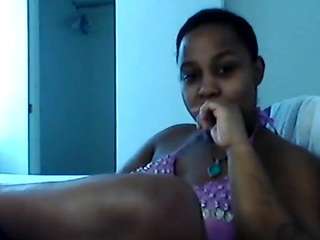 Tiny_Royal3 nude and sexy before cam for live chat