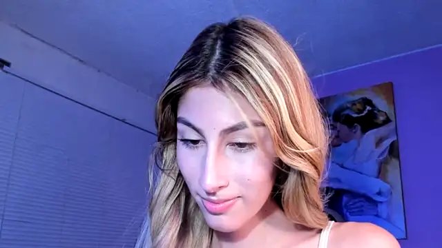 valeria_gonzales_ nude stripping on cam for live sex video chat